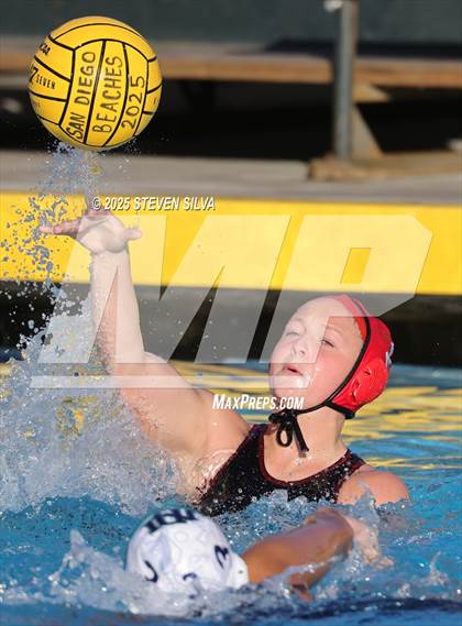 Thumbnail 1 in Del Norte vs. San Clemente (San Diego Beaches Tournament) photogallery.