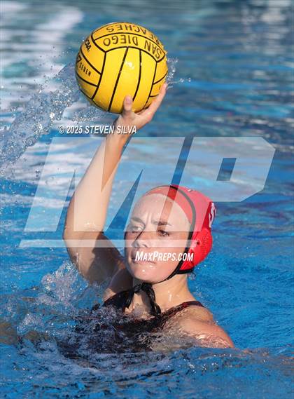 Thumbnail 2 in Del Norte vs. San Clemente (San Diego Beaches Tournament) photogallery.