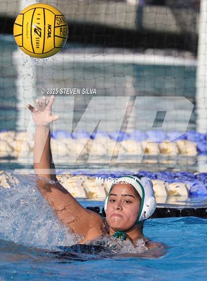 Thumbnail 1 in Del Norte vs. San Clemente (San Diego Beaches Tournament) photogallery.