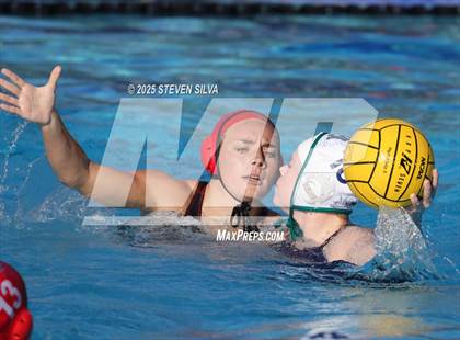 Thumbnail 2 in Del Norte vs. San Clemente (San Diego Beaches Tournament) photogallery.