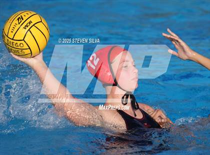 Thumbnail 1 in Del Norte vs. San Clemente (San Diego Beaches Tournament) photogallery.