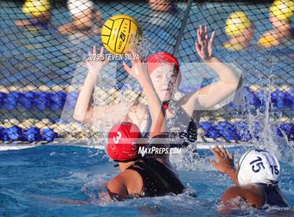 Thumbnail 3 in Del Norte vs. San Clemente (San Diego Beaches Tournament) photogallery.