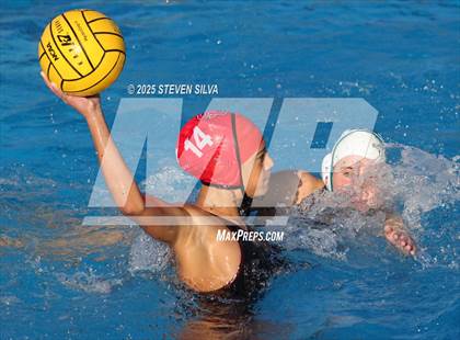 Thumbnail 1 in Del Norte vs. San Clemente (San Diego Beaches Tournament) photogallery.