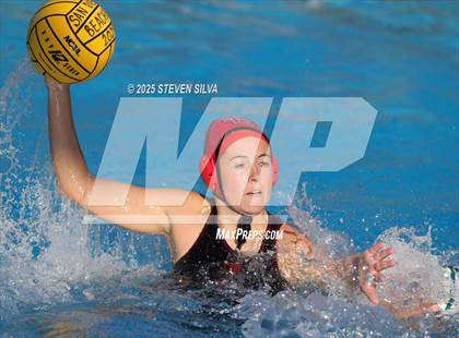 Thumbnail 3 in Del Norte vs. San Clemente (San Diego Beaches Tournament) photogallery.