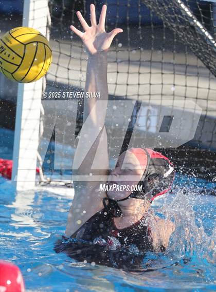 Thumbnail 1 in Del Norte vs. San Clemente (San Diego Beaches Tournament) photogallery.