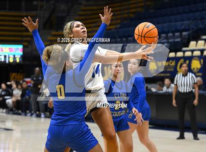 Thumbnail 3 in Clovis vs. Priory (Jason Kidd Invitational) photogallery.