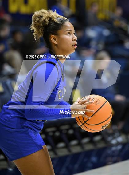 Thumbnail 3 in Clovis vs. Priory photogallery.