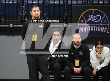 Thumbnail 2 in Clovis vs. Priory (Jason Kidd Invitational) photogallery.