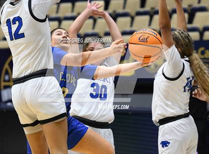 Thumbnail 1 in Clovis vs. Priory (Jason Kidd Invitational) photogallery.