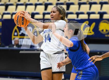 Thumbnail 2 in Clovis vs. Priory (Jason Kidd Invitational) photogallery.