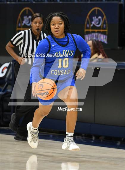 Thumbnail 1 in Clovis vs. Priory (Jason Kidd Invitational) photogallery.