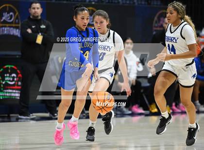 Thumbnail 3 in Clovis vs. Priory (Jason Kidd Invitational) photogallery.