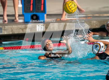 Thumbnail 1 in Oaks Christian vs Woodrow Wilson (Bill Barnett Holiday Cup) photogallery.