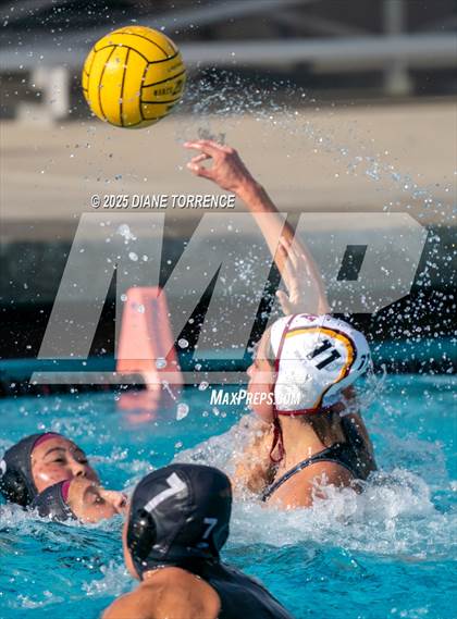 Thumbnail 2 in Oaks Christian vs Woodrow Wilson (Bill Barnett Holiday Cup) photogallery.