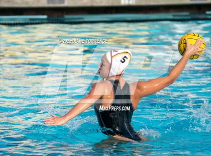 Thumbnail 1 in Oaks Christian vs Woodrow Wilson (Bill Barnett Holiday Cup) photogallery.