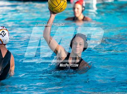 Thumbnail 2 in Oaks Christian vs Woodrow Wilson (Bill Barnett Holiday Cup) photogallery.