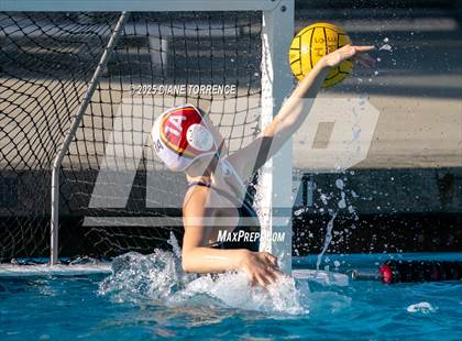 Thumbnail 1 in Oaks Christian vs Woodrow Wilson (Bill Barnett Holiday Cup) photogallery.