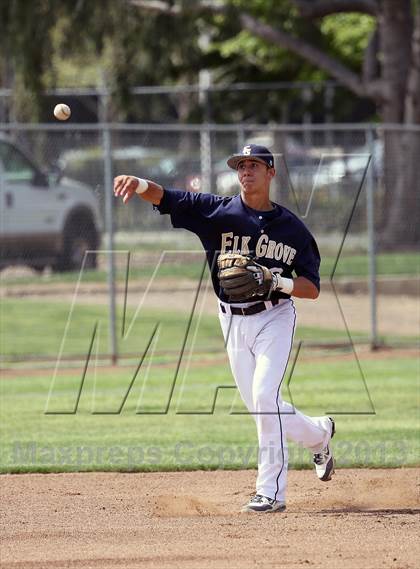Thumbnail 1 in Elk Grove vs Yuba City (Boras Classic - North Bracket) photogallery.