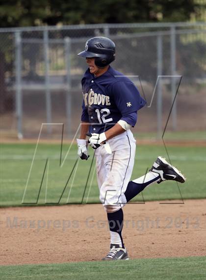 Thumbnail 1 in Elk Grove vs Yuba City (Boras Classic - North Bracket) photogallery.