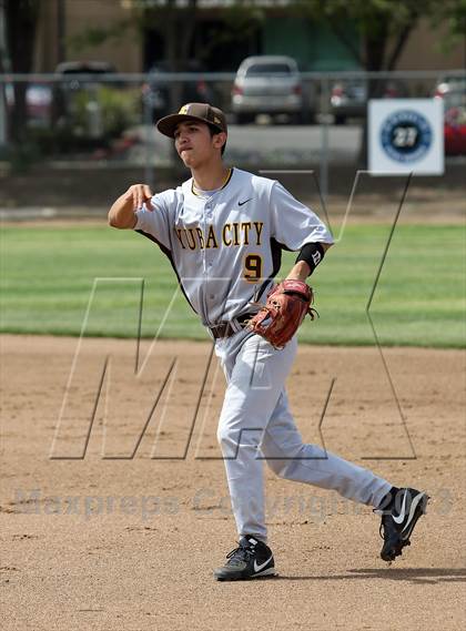 Thumbnail 2 in Elk Grove vs Yuba City (Boras Classic - North Bracket) photogallery.