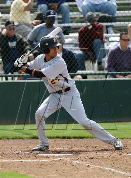 Thumbnail 1 in Elk Grove vs Yuba City (Boras Classic - North Bracket) photogallery.