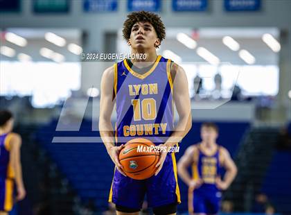 Thumbnail 2 in Lexington vs. Lyon County (City of Palms Classic) photogallery.