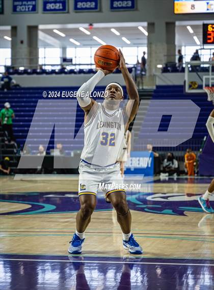 Thumbnail 1 in Lexington vs. Lyon County (City of Palms Classic) photogallery.