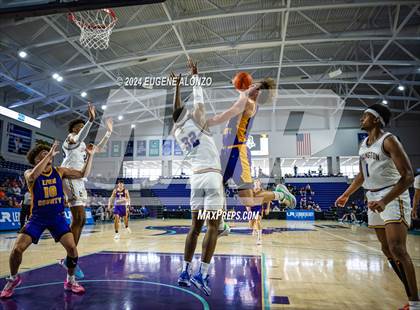 Thumbnail 1 in Lexington vs. Lyon County (City of Palms Classic) photogallery.