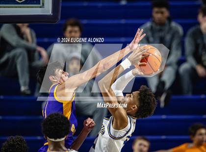 Thumbnail 1 in Lexington vs. Lyon County (City of Palms Classic) photogallery.