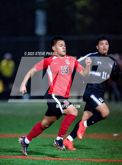 Thumbnail 3 in Seaside vs. Laguna Creek photogallery.