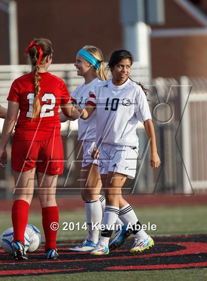 Thumbnail 2 in Paradise Valley vs Goldwater (Pride in Paradise Tournament) photogallery.