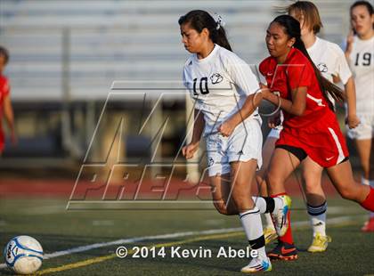 Thumbnail 2 in Paradise Valley vs Goldwater (Pride in Paradise Tournament) photogallery.