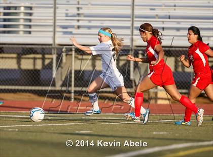 Thumbnail 2 in Paradise Valley vs Goldwater (Pride in Paradise Tournament) photogallery.