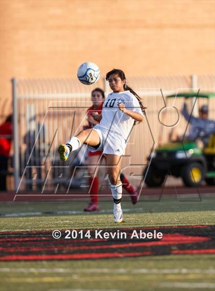 Thumbnail 2 in Paradise Valley vs Goldwater (Pride in Paradise Tournament) photogallery.