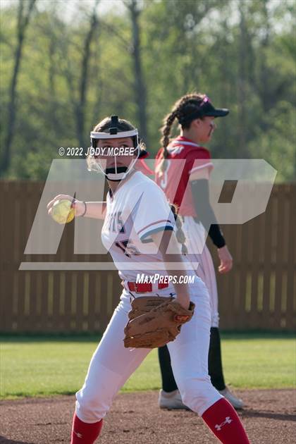 Thumbnail 1 in Lewisburg vs. Clinton photogallery.