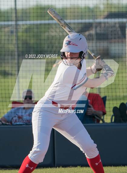 Thumbnail 3 in Lewisburg vs. Clinton photogallery.