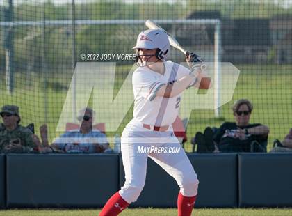 Thumbnail 2 in Lewisburg vs. Clinton photogallery.
