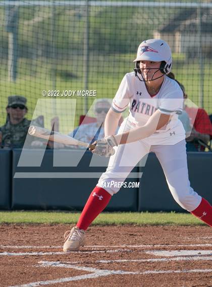 Thumbnail 2 in Lewisburg vs. Clinton photogallery.