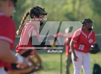 Thumbnail 2 in Lewisburg vs. Clinton photogallery.
