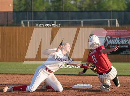 Thumbnail 2 in Lewisburg vs. Clinton photogallery.