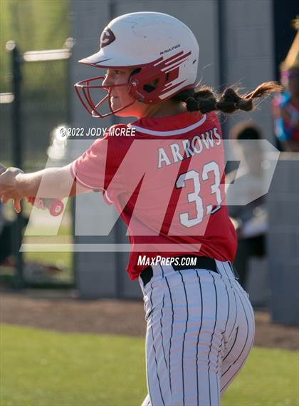 Thumbnail 3 in Lewisburg vs. Clinton photogallery.