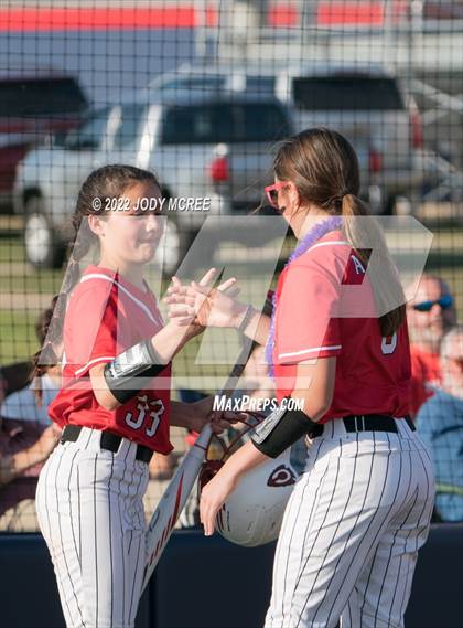 Thumbnail 2 in Lewisburg vs. Clinton photogallery.