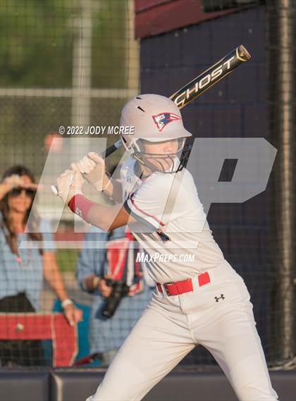 Thumbnail 2 in Lewisburg vs. Clinton photogallery.
