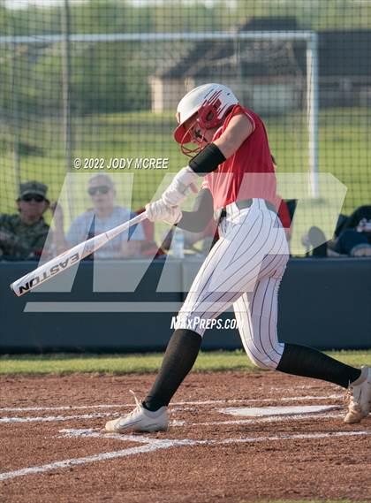 Thumbnail 2 in Lewisburg vs. Clinton photogallery.