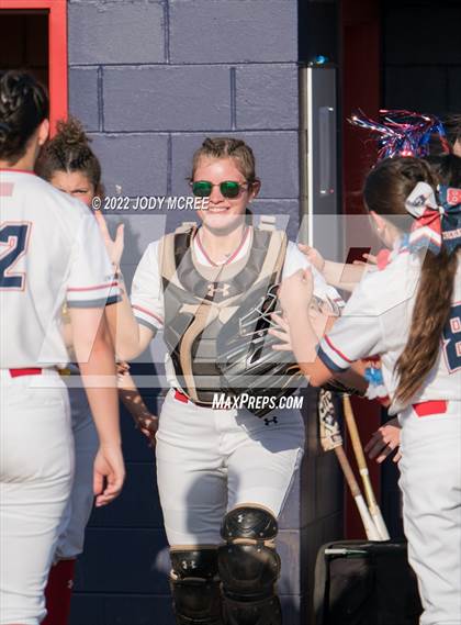 Thumbnail 2 in Lewisburg vs. Clinton photogallery.