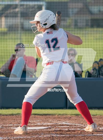 Thumbnail 2 in Lewisburg vs. Clinton photogallery.