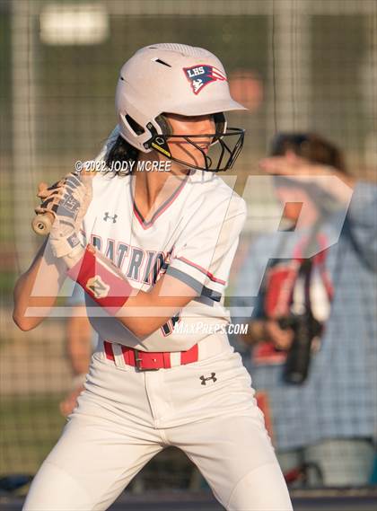 Thumbnail 3 in Lewisburg vs. Clinton photogallery.