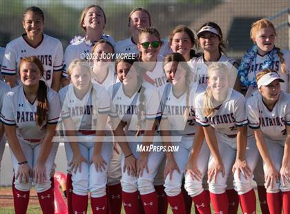 Thumbnail 2 in Lewisburg vs. Clinton photogallery.