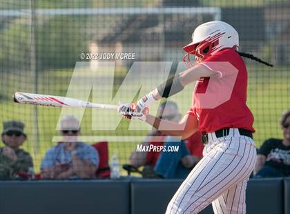 Thumbnail 3 in Lewisburg vs. Clinton photogallery.