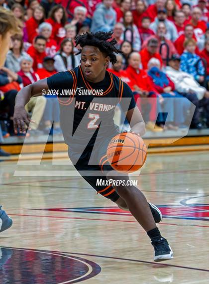 Thumbnail 1 in Mt. Vernon vs. Centralia (IHSA 3A Sectional Final) photogallery.